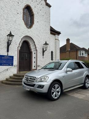 MERCEDES-BENZ M CLASS 2010 (60) at Knowle Motors Solihull