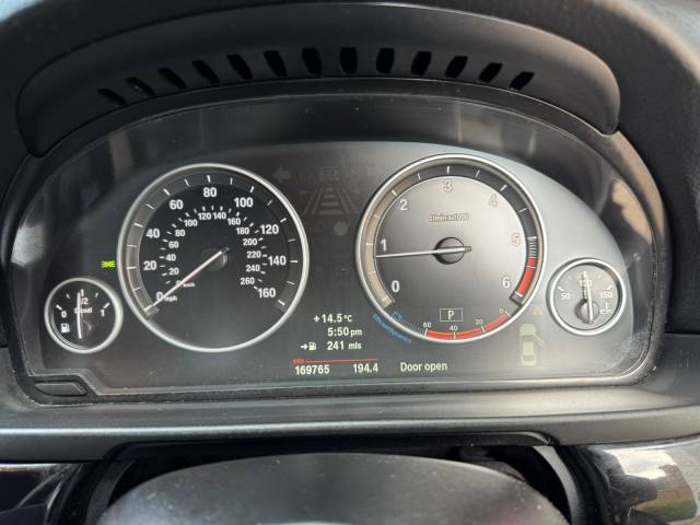 2013 BMW 5 Series 2.0 520d M Sport Auto Euro 5 (s/s) 4dr