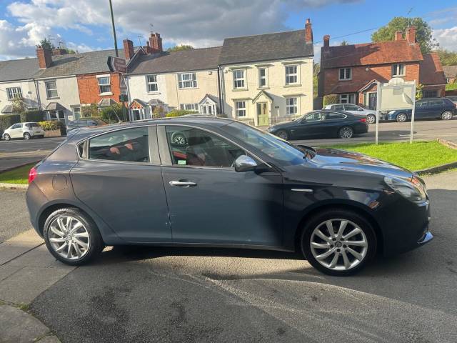 2016 Alfa Romeo Giulietta 1.6 JTDM-2 Super TCT Euro 6 (s/s) 5dr