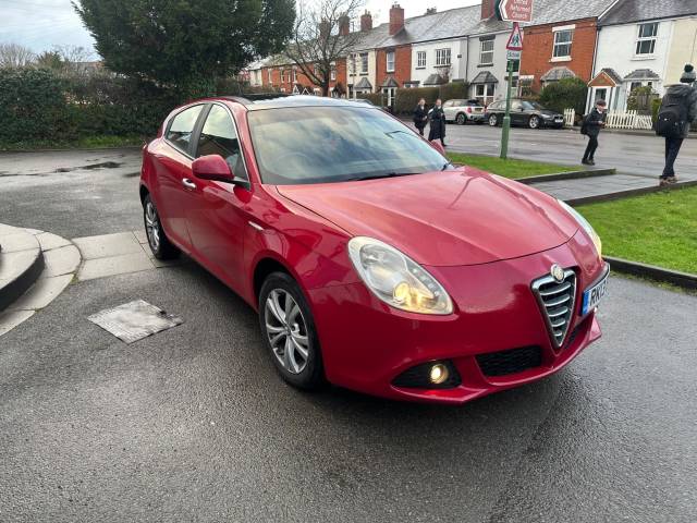 2013 Alfa Romeo Giulietta 1.6 JTDM-2 Lusso Euro 5 (s/s) 5dr