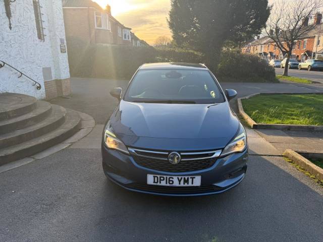 Vauxhall Astra 1.6 CDTi BlueInjection SRi Euro 6 (s/s) 5dr Hatchback Diesel Blue