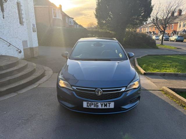 2016 Vauxhall Astra 1.6 CDTi BlueInjection SRi Euro 6 (s/s) 5dr
