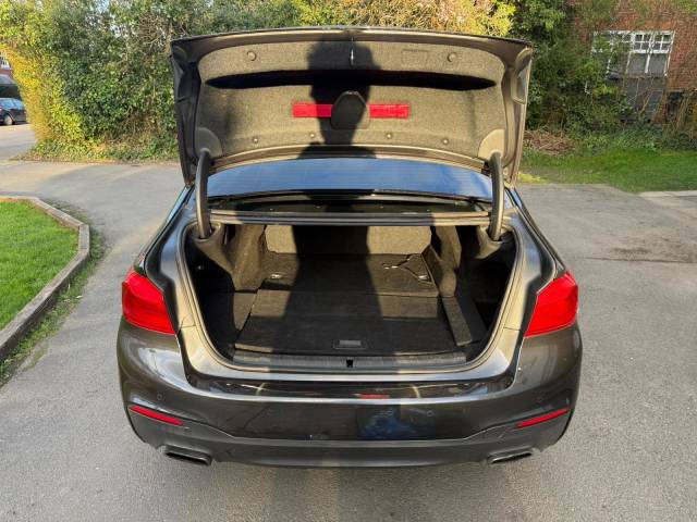 2017 BMW 5 Series 2.0 530e 9.2kWh M Sport Auto Euro 6 (s/s) 4dr